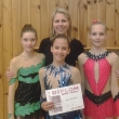 Kadetky s tren�rkou Jitkou Pol�chovou (zleva Lucie Beckov�, Ad�la �erm�kov� a Ad�la Pol�chov�), T�borsk� stuha, 27. 2. 2016