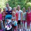 Baletka Lenka se jela soust�edit se sv�mi potomky. �e by budouc� gymnastick� duo?